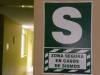 Hinweis auf erdbebensichere Zone im Hotel